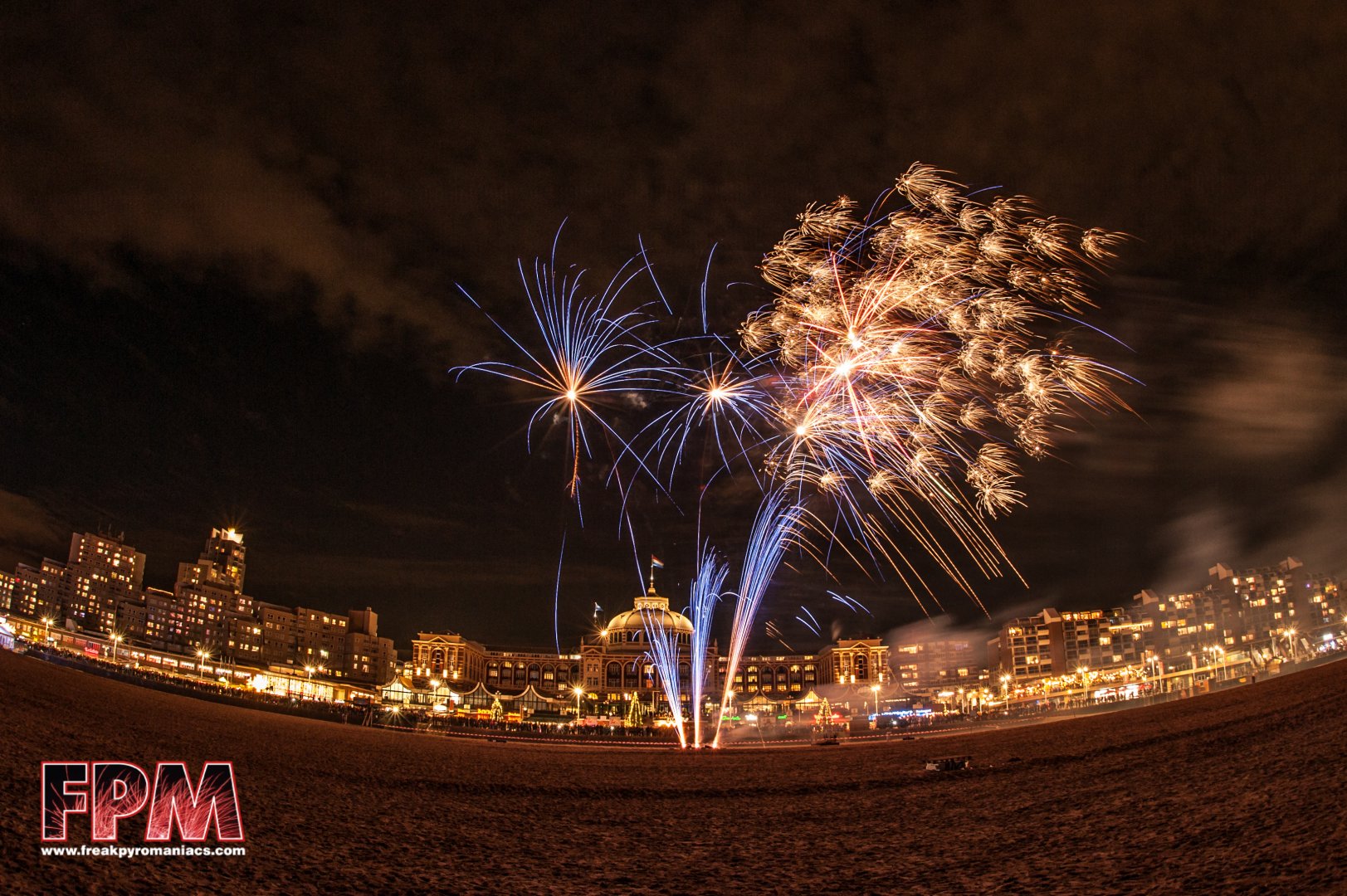 01-12-2019 , wintervuurwerk Scheveningen