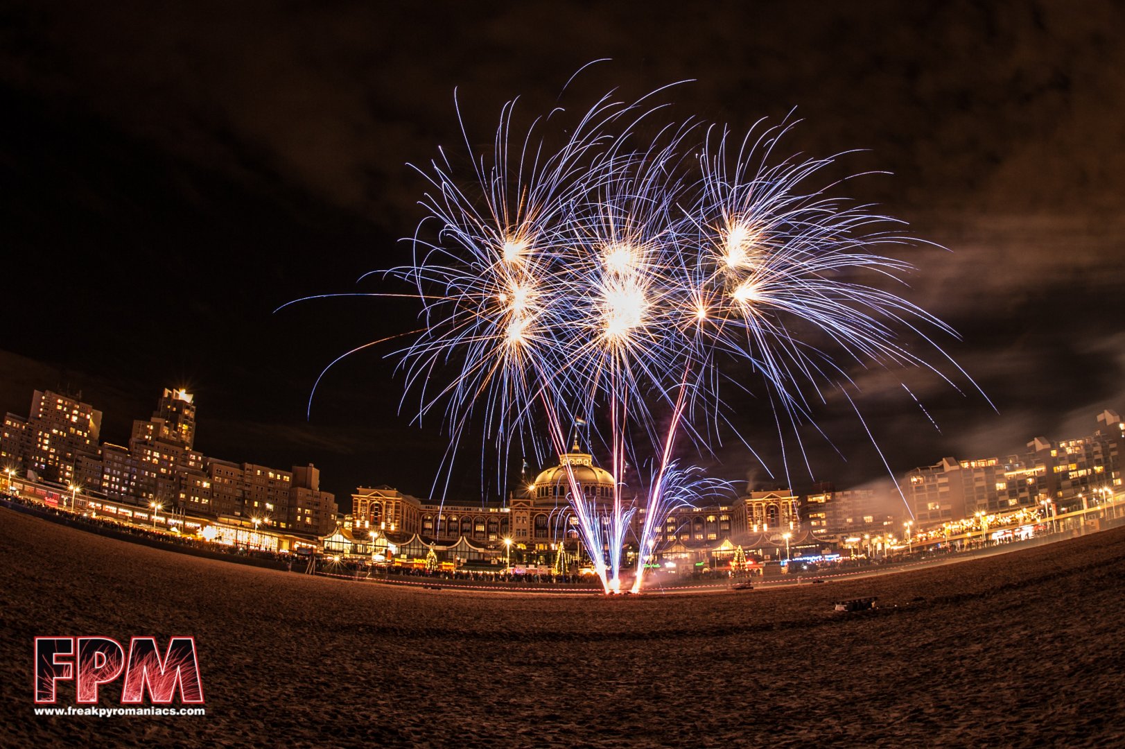 01-12-2019 , wintervuurwerk Scheveningen