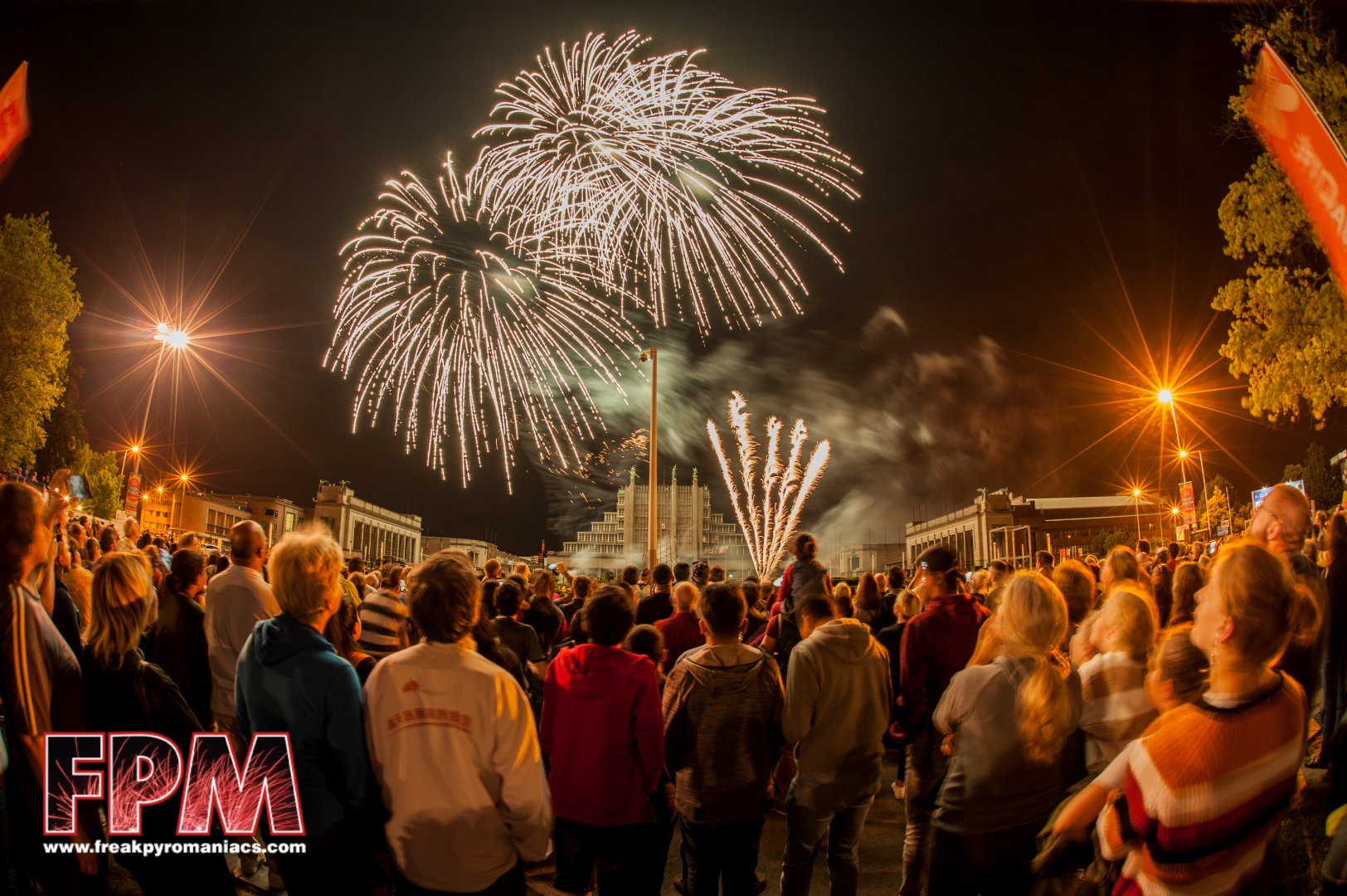 09-08-2019 - Brussel , Les Feux de Laeken - Vuurwerk in Laken
