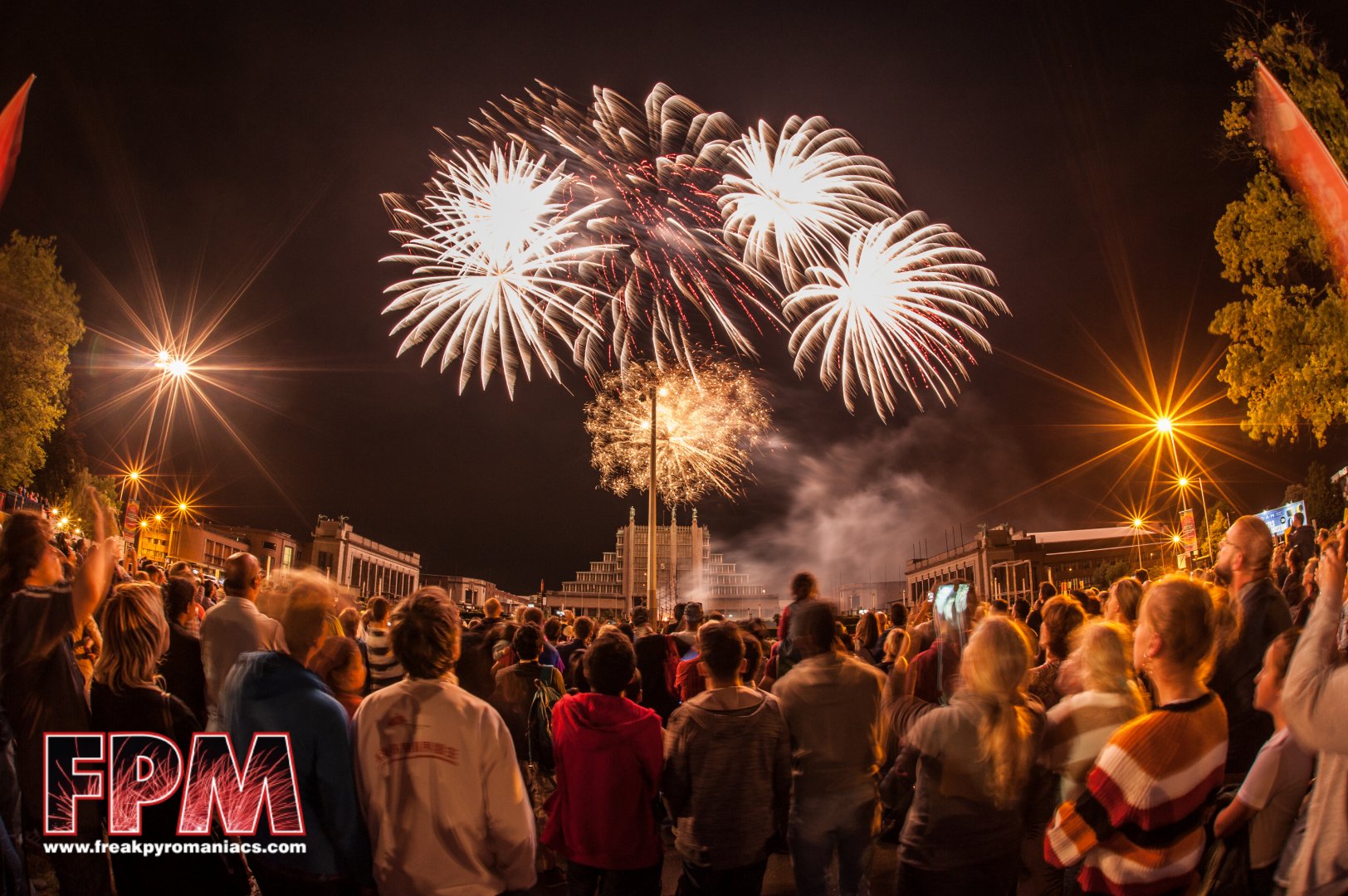 09-08-2019 - Brussel , Les Feux de Laeken - Vuurwerk in Laken