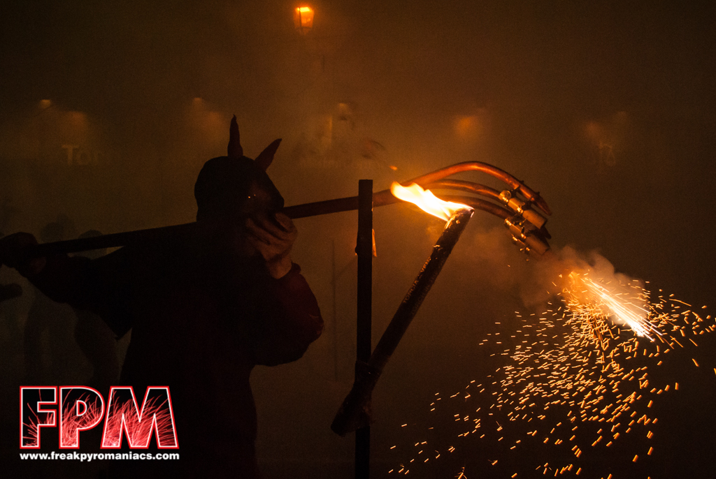 14-03-2018 - Correfoc Falla Montolivet - Cra. de L'Orient