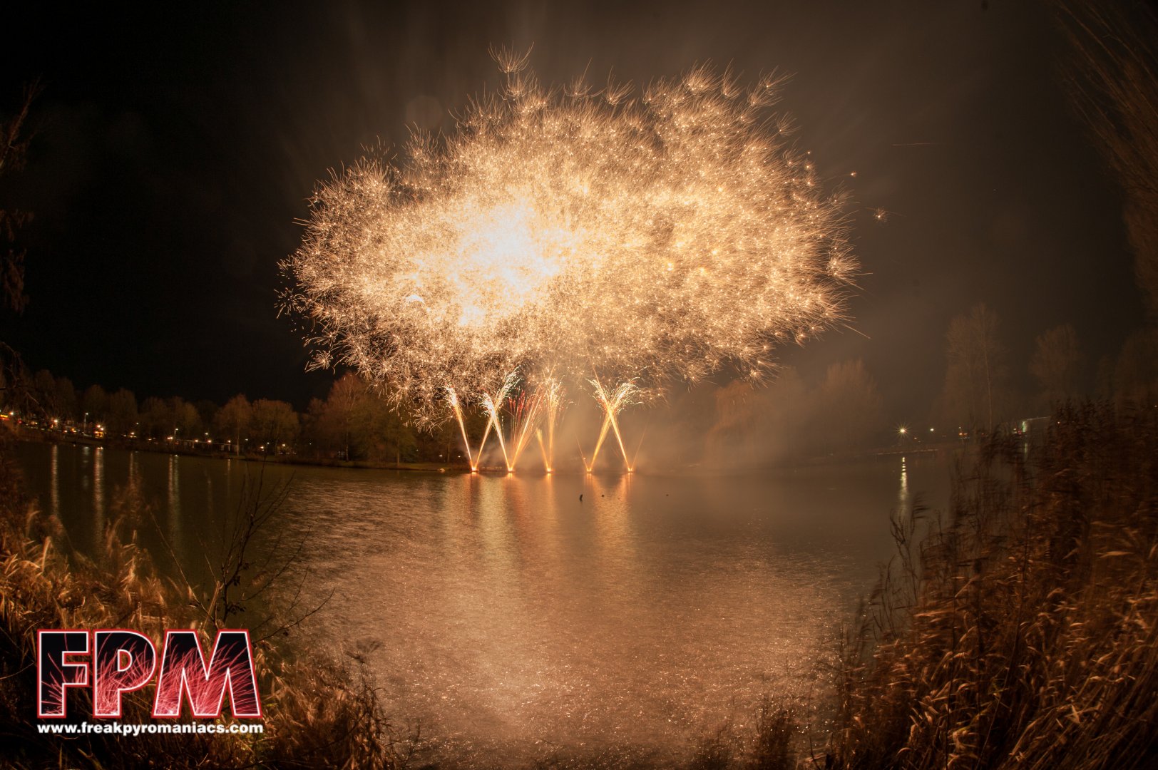 14-12-2019 - Vuurwerkstore Holten