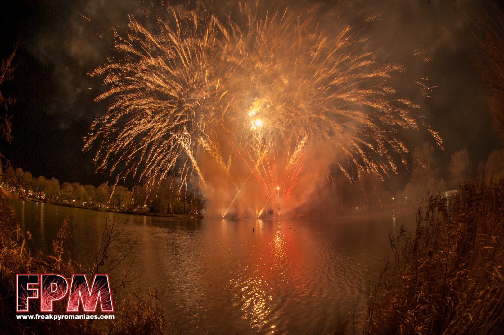 14-12-2019 - Vuurwerkstore Holten