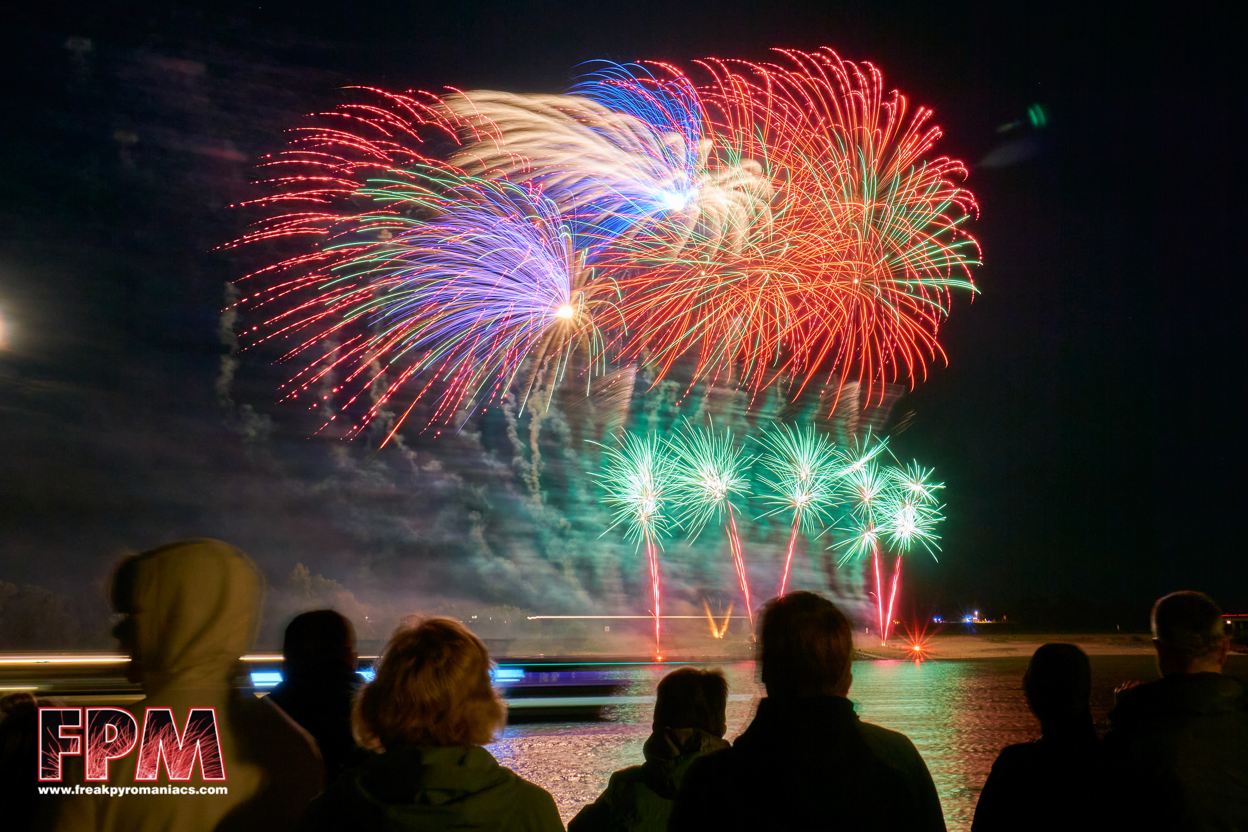 20230729 - Vuurwerk Emmerich - Emmerich im Lichterglanz - 11.jpg