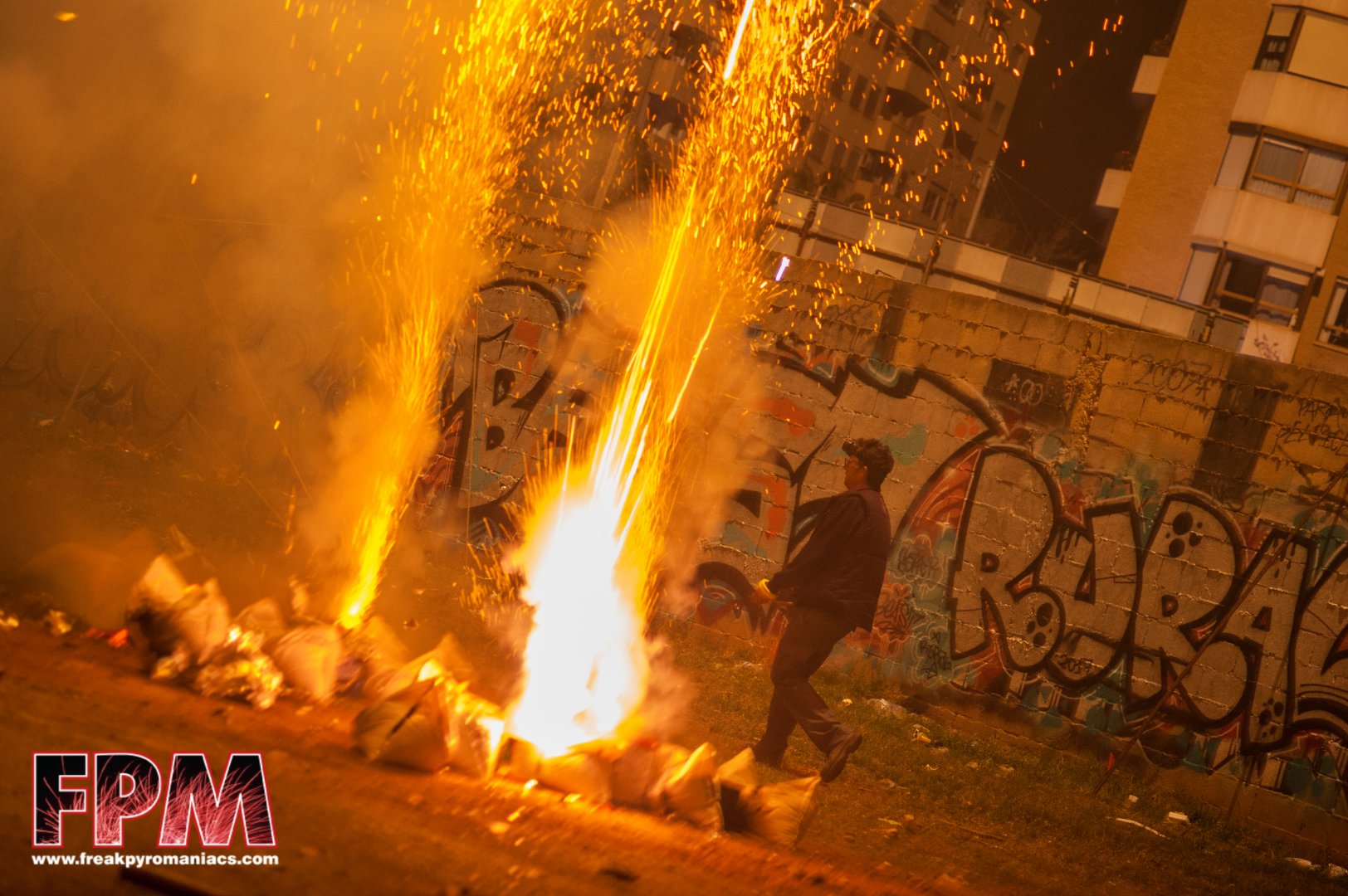falla joaquim ballester - Mascleta nocturna 19-03-2019