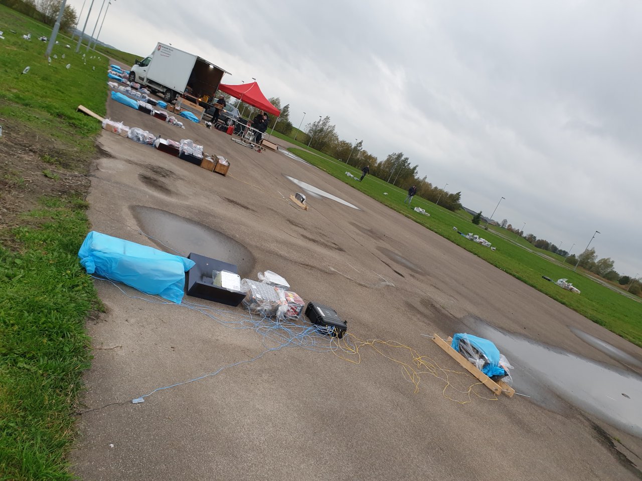 Opbouw 70 jarig bestaan Van Tol  Versunie