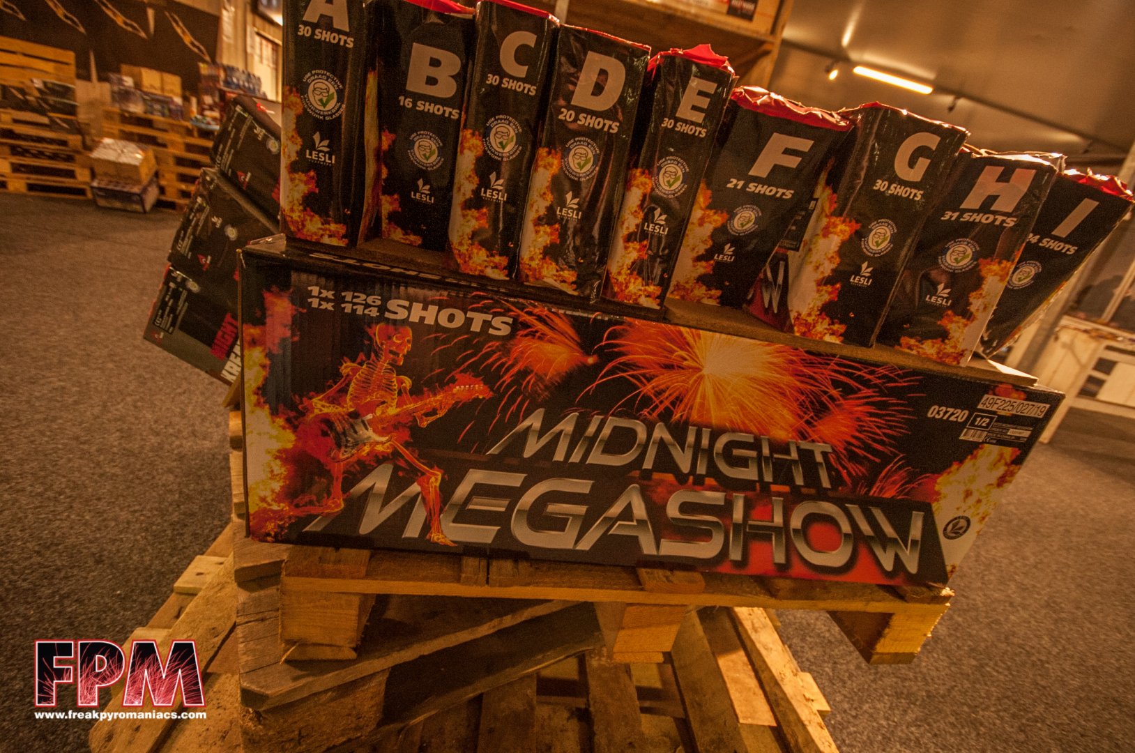 Top Vuurwerk Breda : Showroom + Bunker