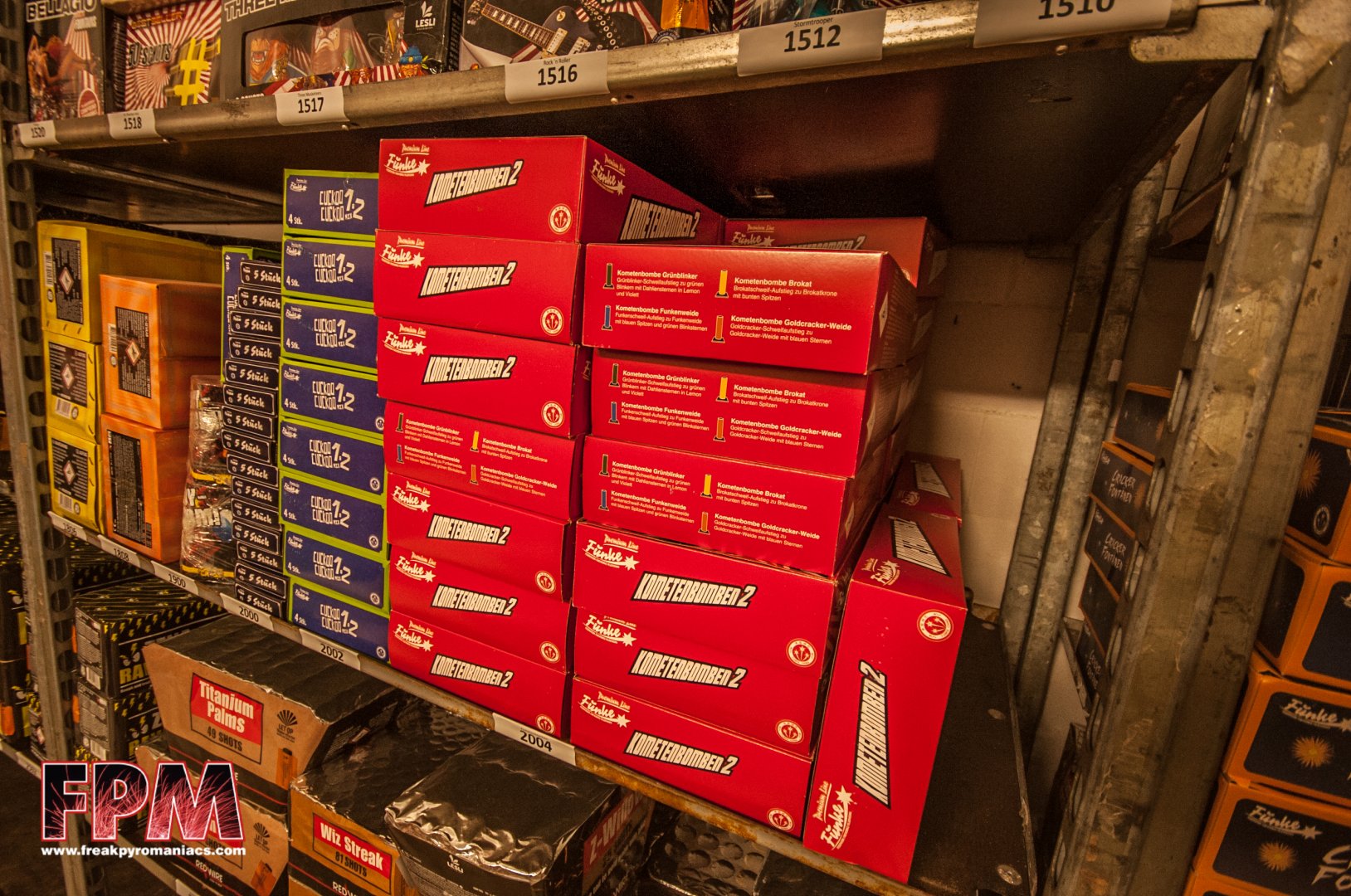Top Vuurwerk Breda : Showroom + Bunker