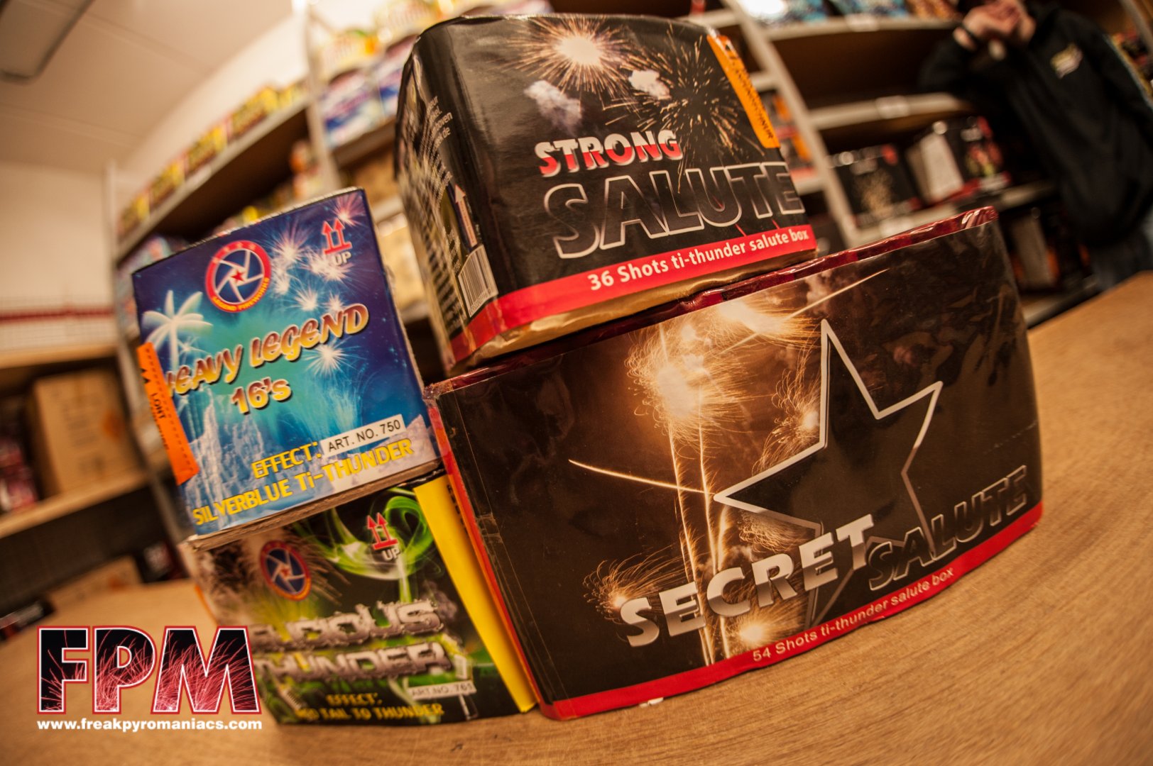 Winkel bezoek , quartel-vuurwerk pijnacker