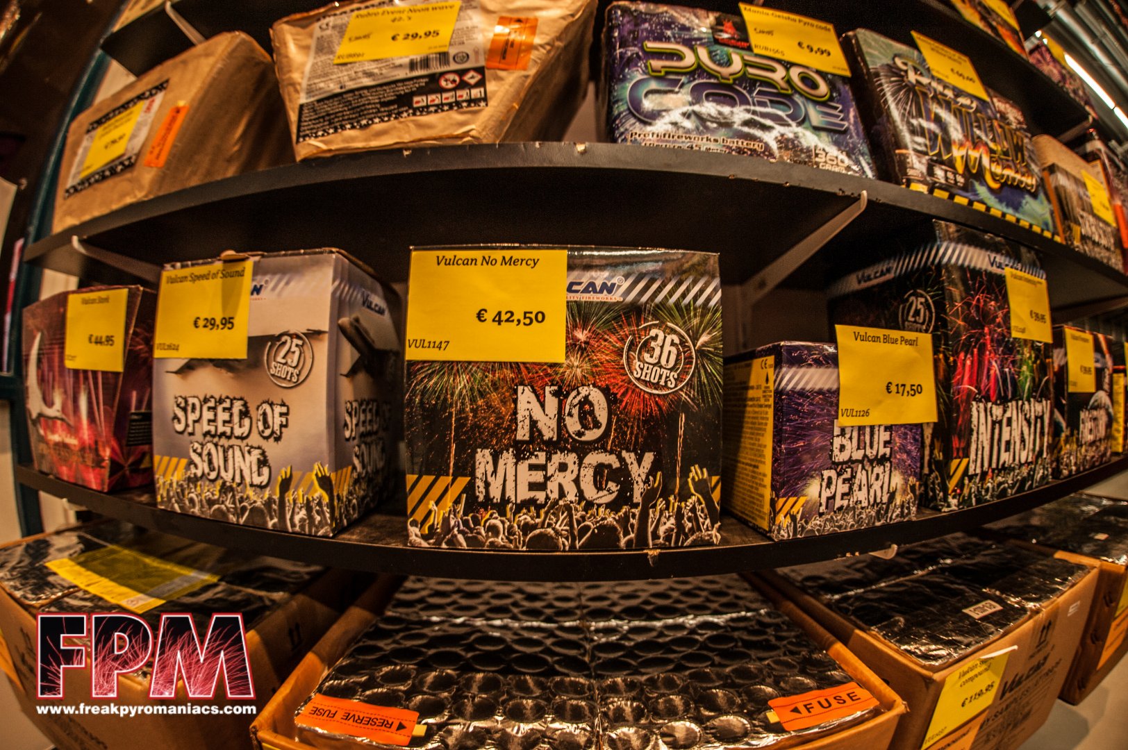 Winkel bezoek , quartel-vuurwerk pijnacker