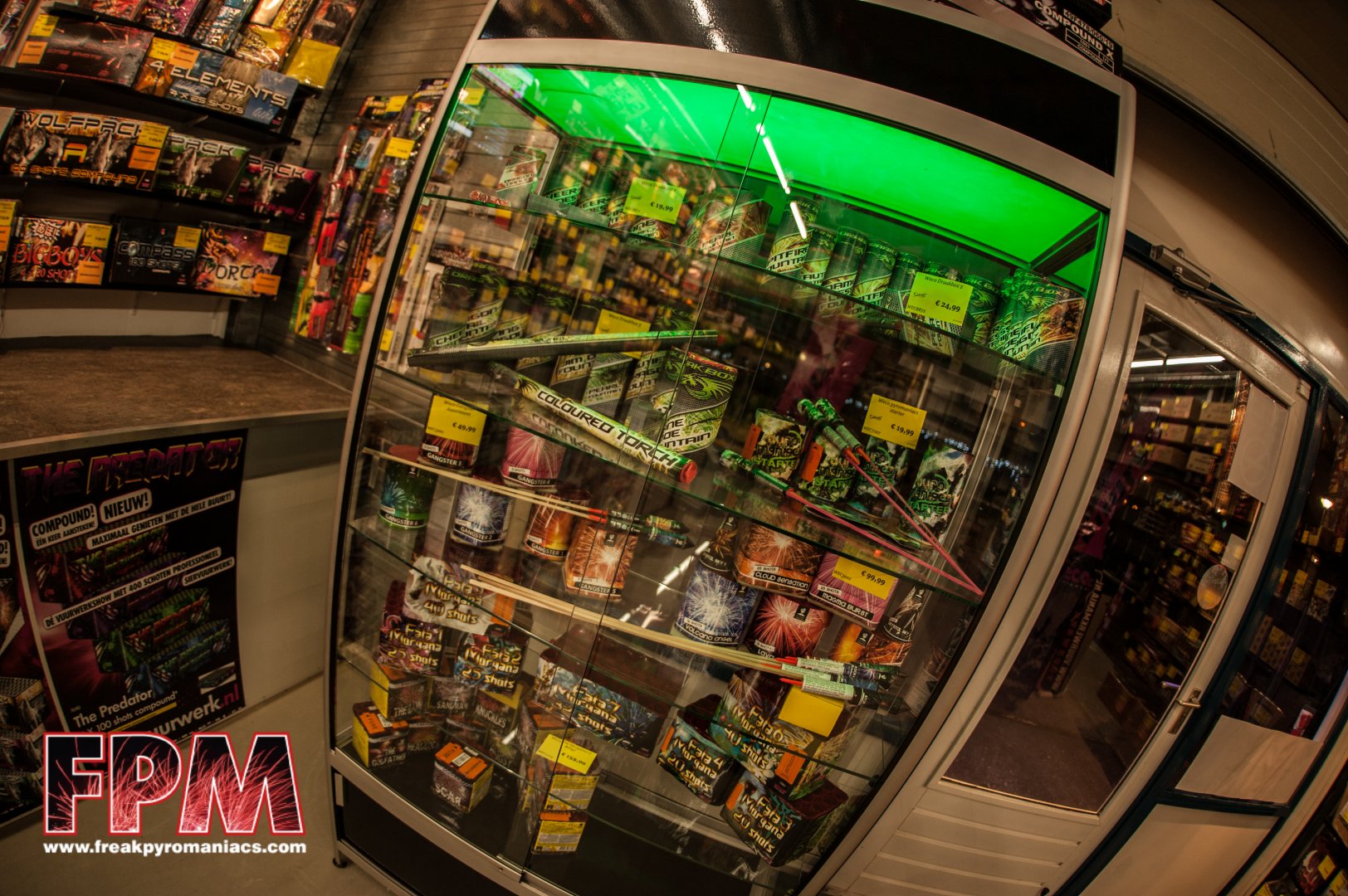 Winkel bezoek , quartel-vuurwerk pijnacker