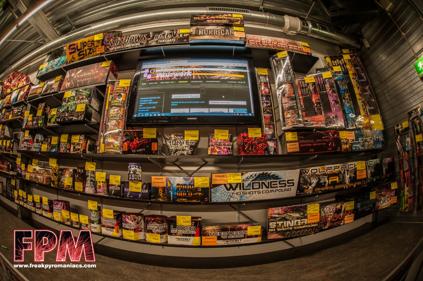 Winkel bezoek , quartel-vuurwerk pijnacker